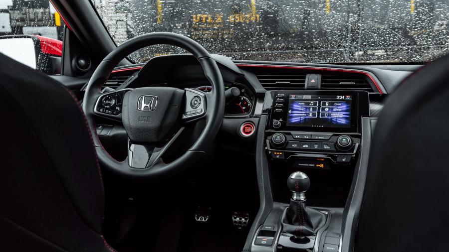 Торпедо Honda Civic Si Sedan (FC) 2019 года  (NA) (фото 25 из 43)